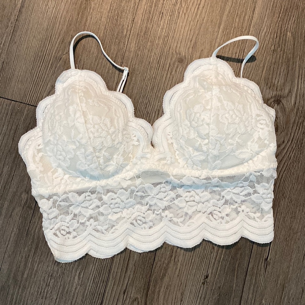 Never Worn- White Lace Bralette- S